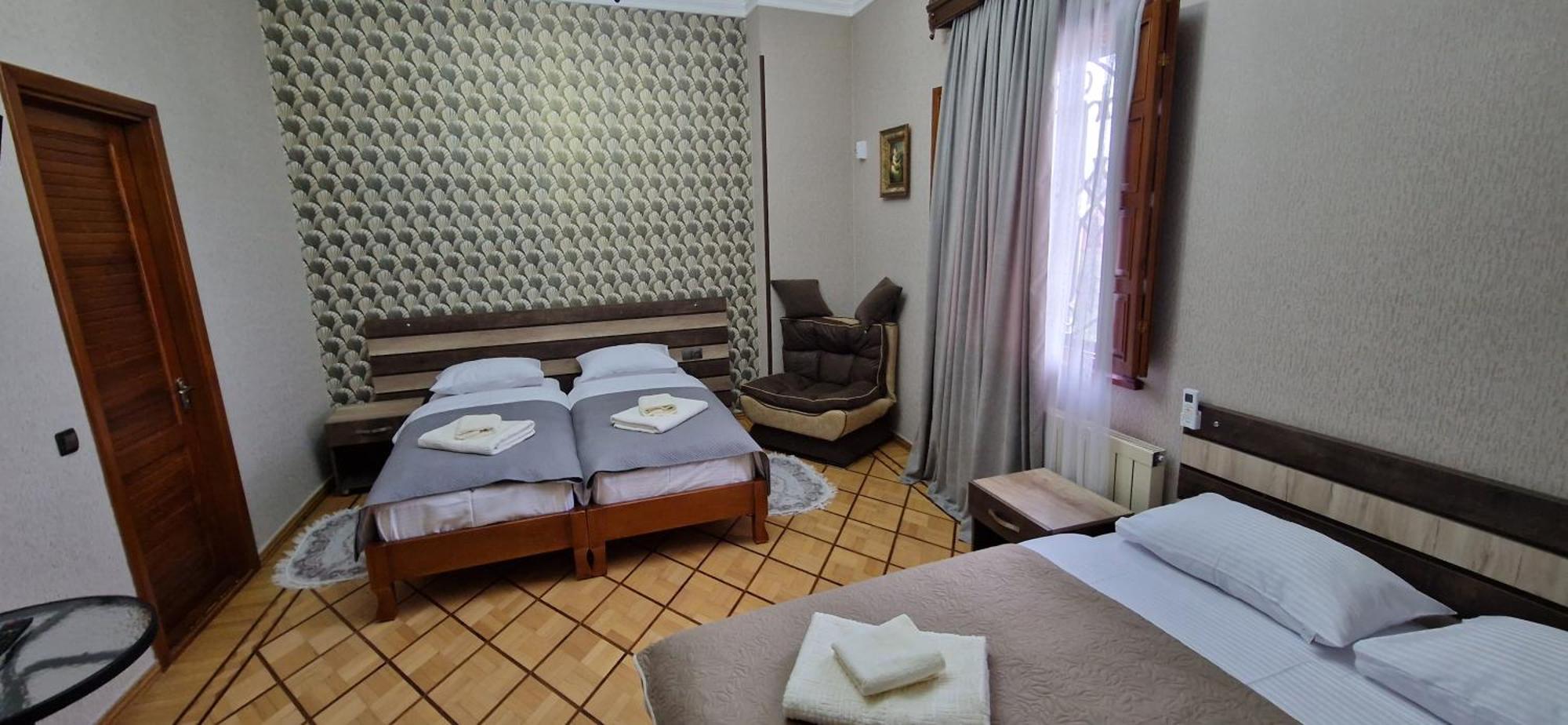 Hotel Villa Kutaiszi Kültér fotó