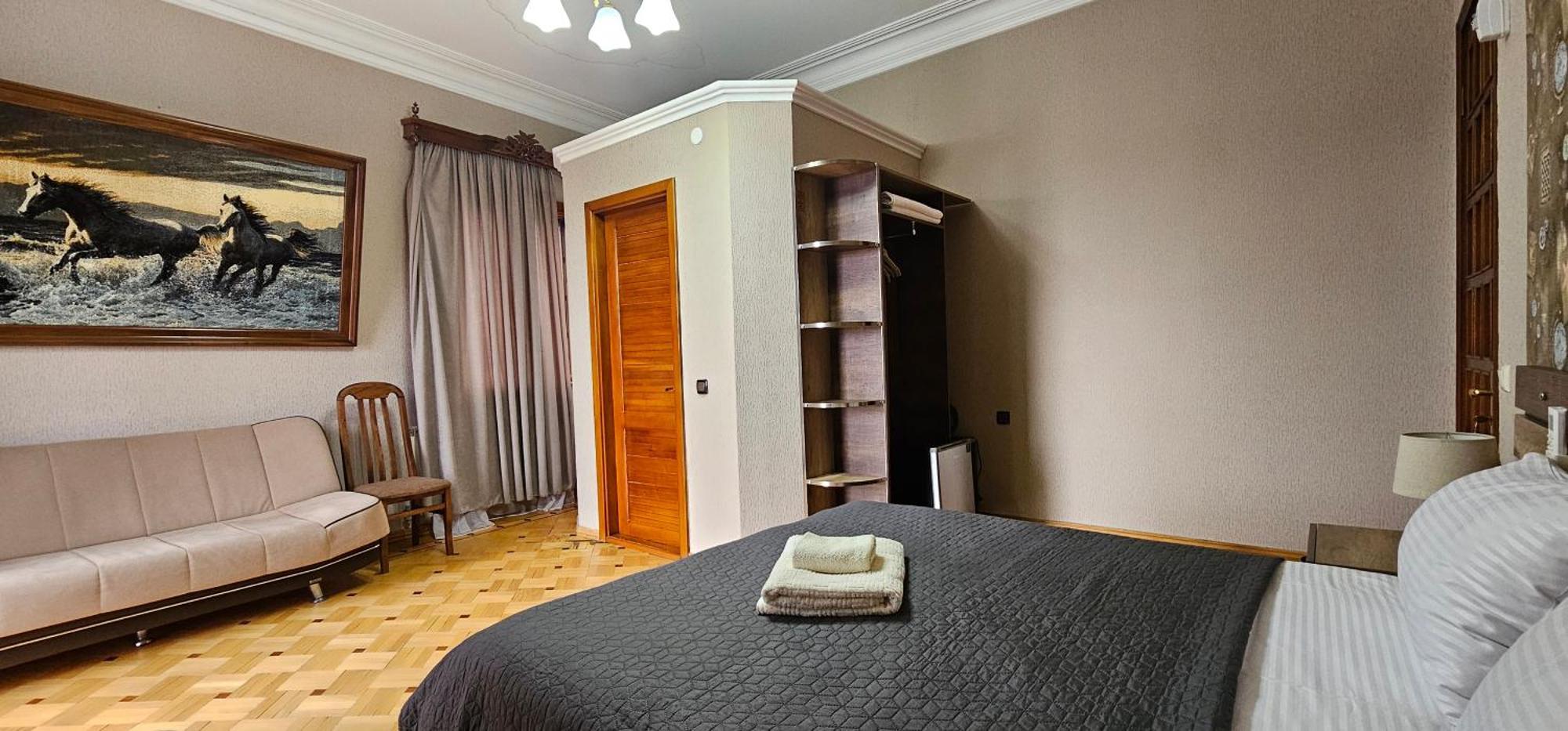 Hotel Villa Kutaiszi Szoba fotó