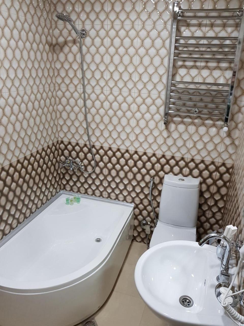 Hotel Villa Kutaiszi Kültér fotó