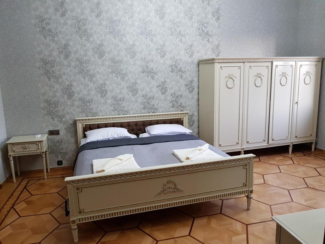 Hotel Villa Kutaiszi Kültér fotó