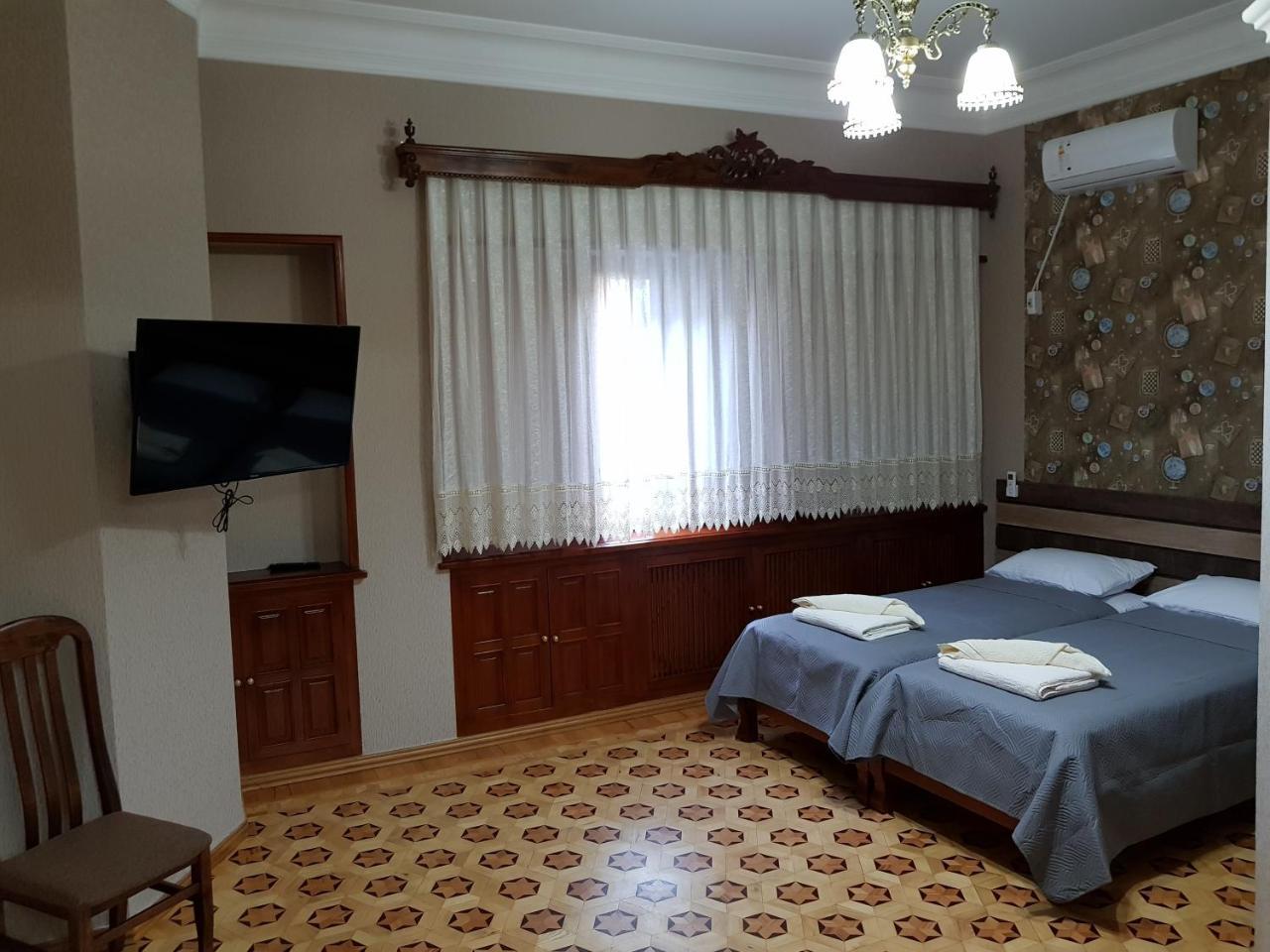 Hotel Villa Kutaiszi Kültér fotó