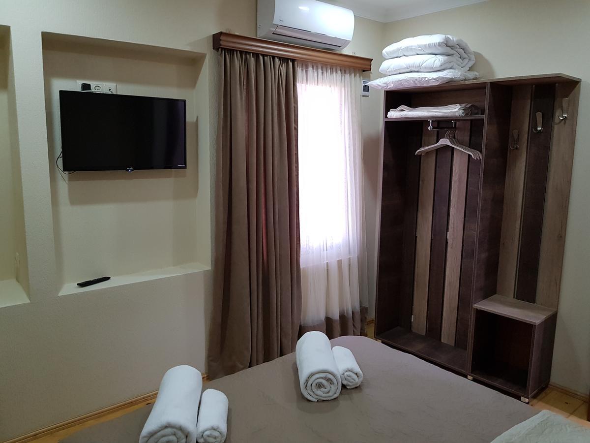 Hotel Villa Kutaiszi Kültér fotó