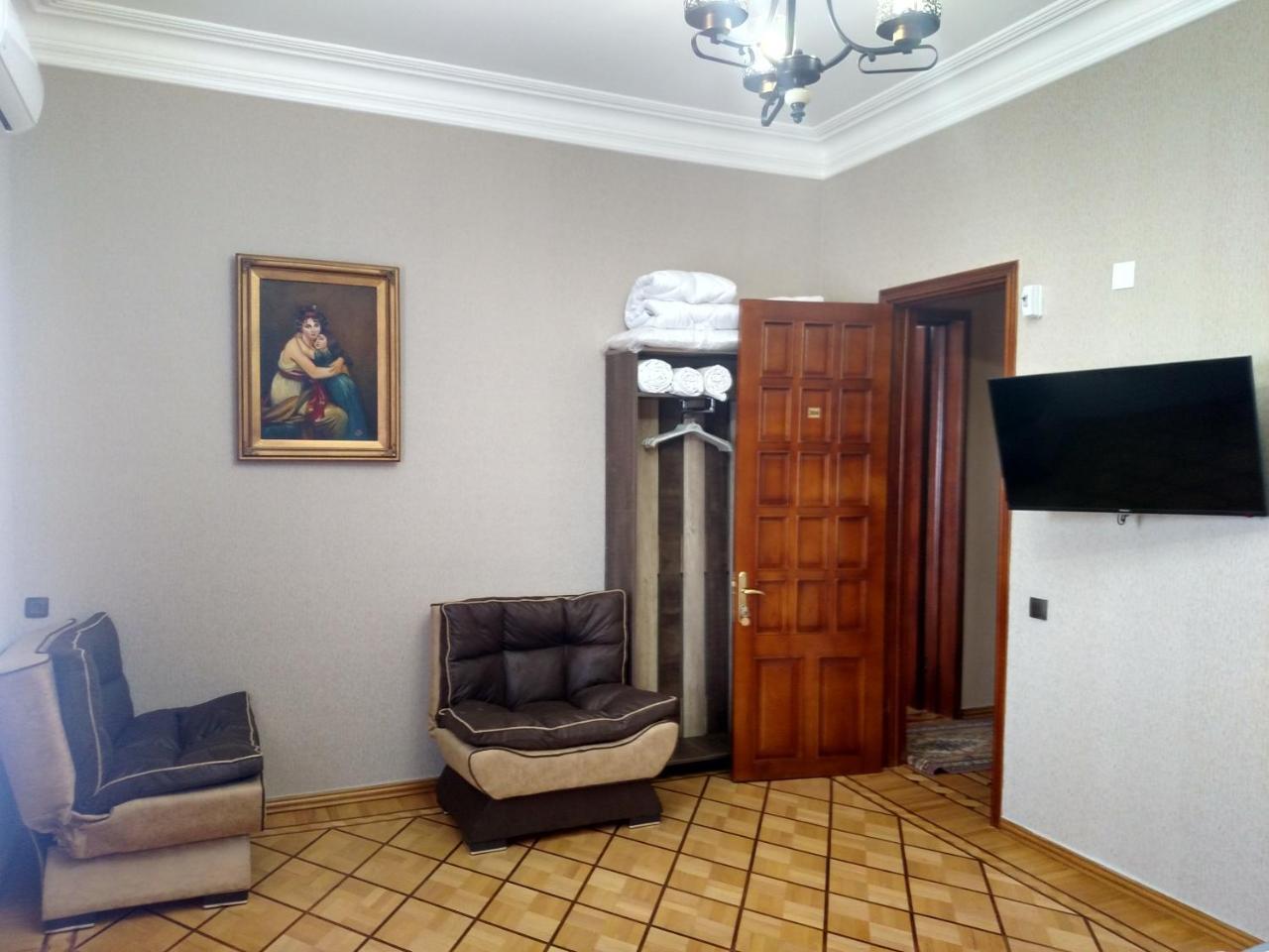 Hotel Villa Kutaiszi Kültér fotó
