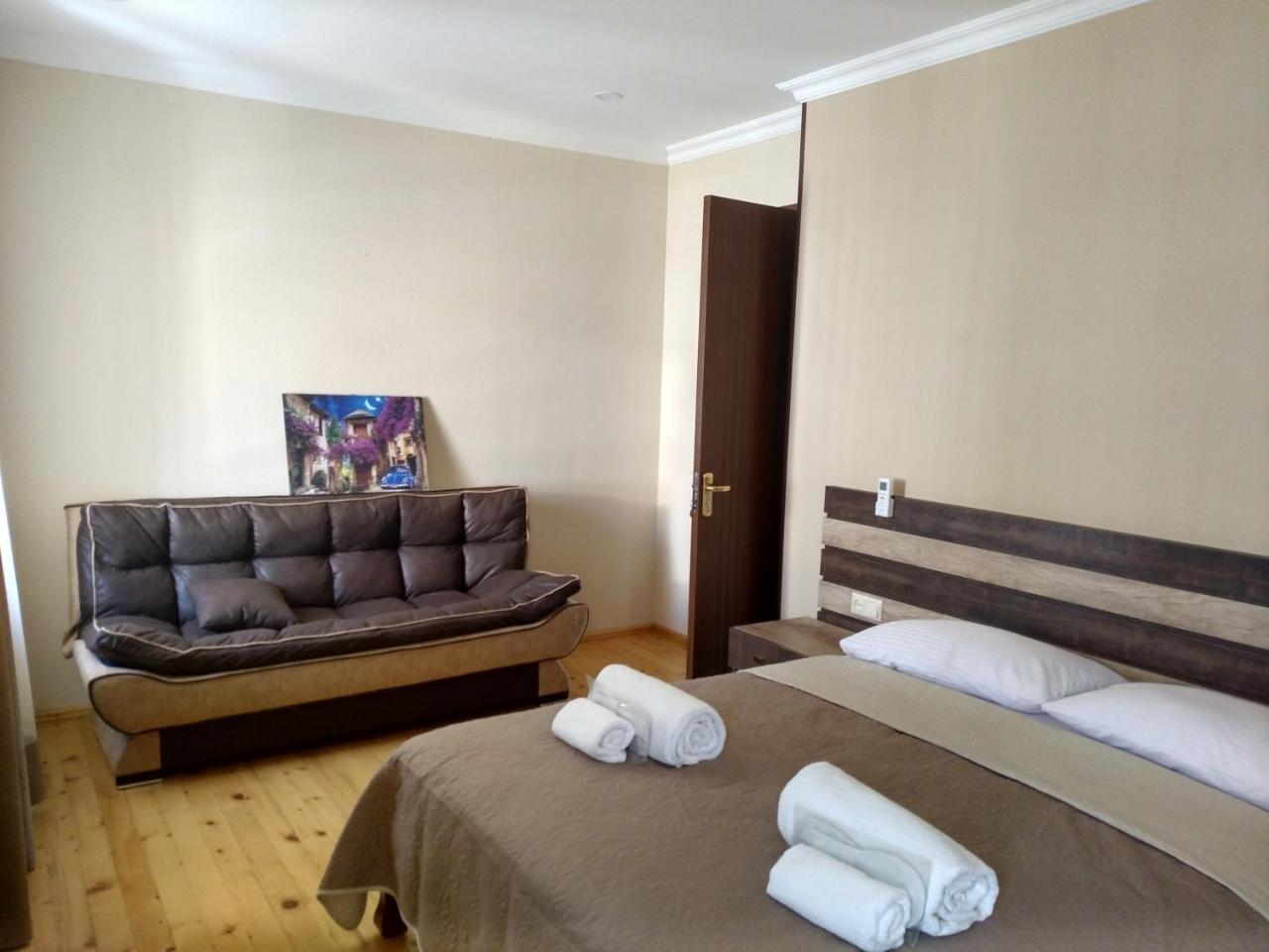 Hotel Villa Kutaiszi Kültér fotó