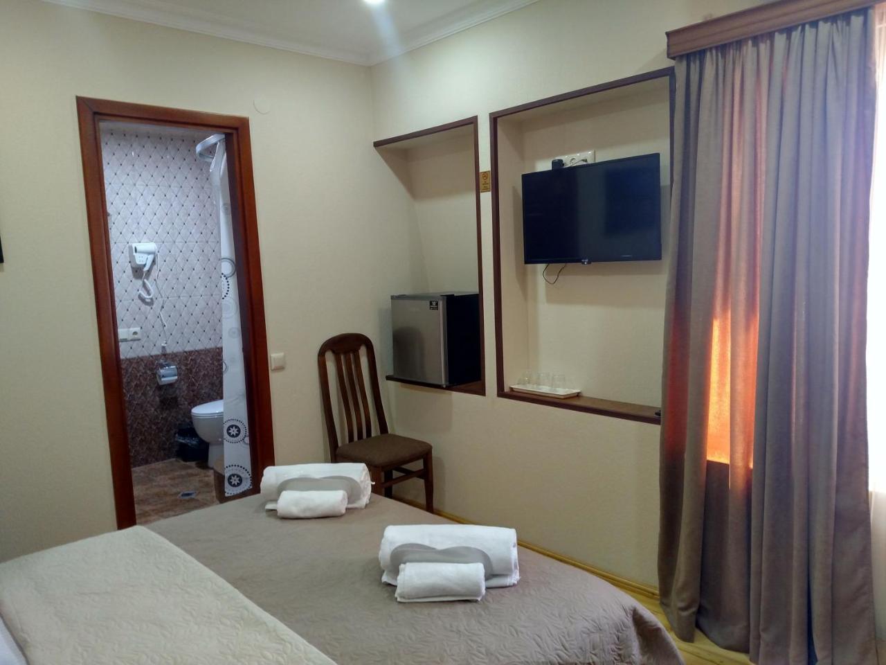 Hotel Villa Kutaiszi Kültér fotó